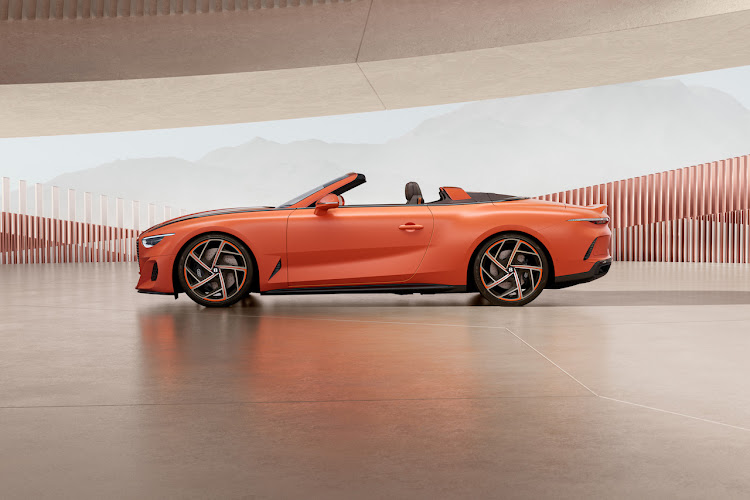 22-inch alloy wheels are fitted as standard on the Batur Convertible.