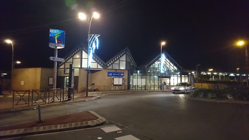 Gare de Conflans-Fin-d'Oise
