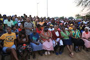 Mbalula and Malatji joined forces in the fight against crime on the streets of Mjindi in Barberton on Wednesday.