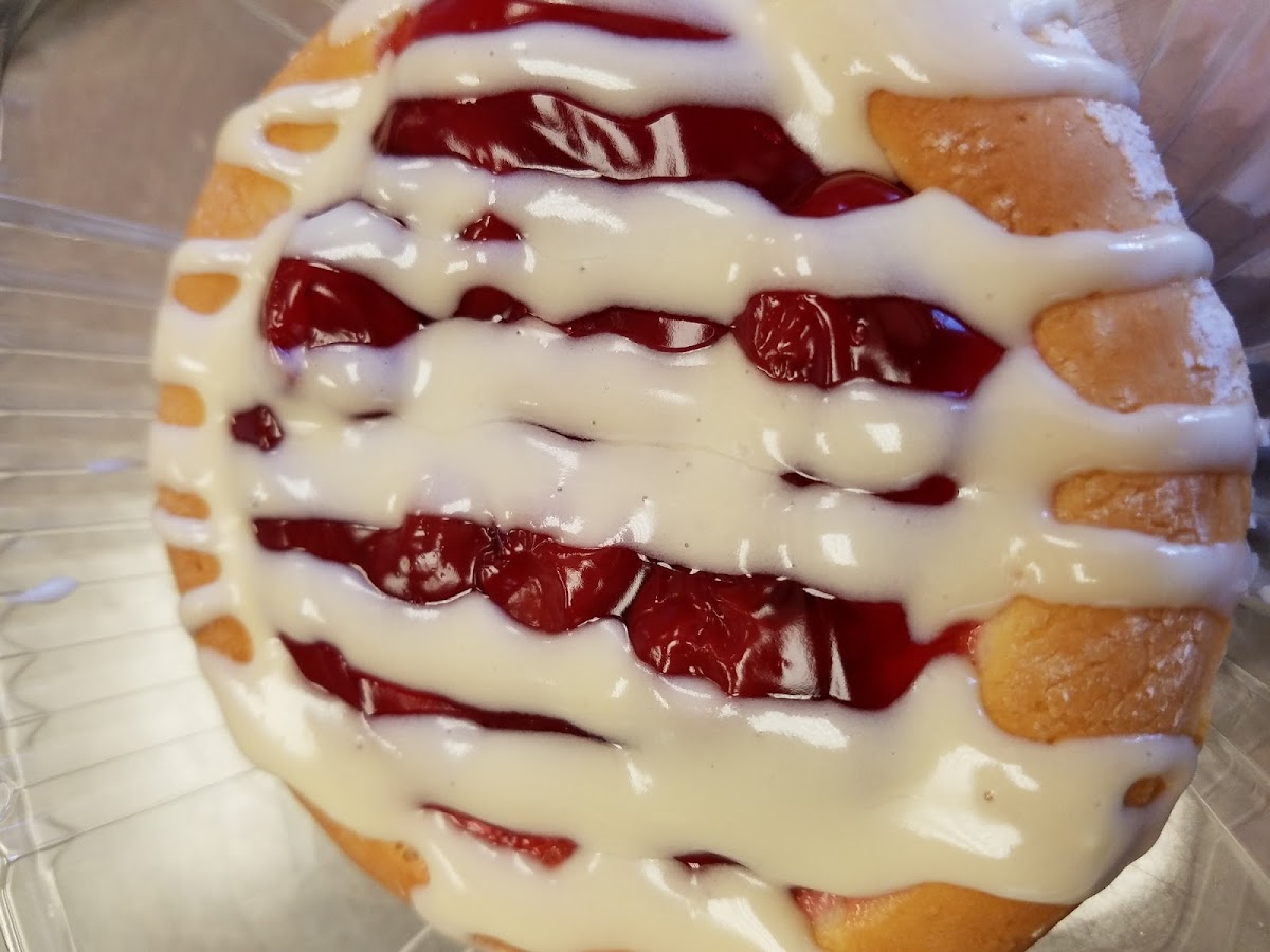 Cherry danish