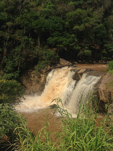 Cachoeira das Andorinhas, Mont