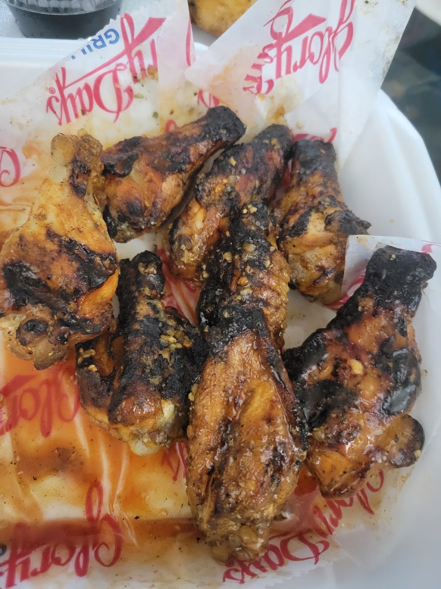 9/12 of my wings were charred to a crisp... they were supposed to be garlic buffalo flavored