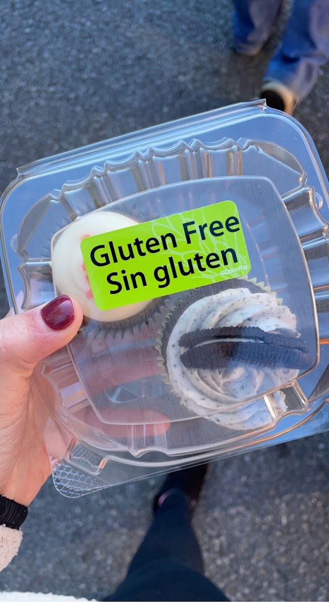 Gluten-Free at Sweet Girlz Bakery