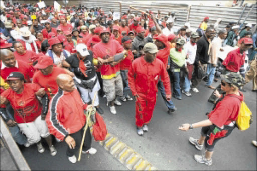 WITHHOLDING LABOUR: Thousands of Sadtu and Cosatu members marching in Johannesburg CBD during the 2010 national strike. Pic: ELVIS NTOMBELA.