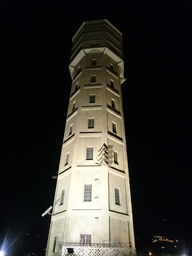 Torre piezometrica