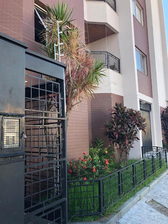 Apartamento com 3 dormitórios à venda, 107 m² por R$ 350.000,00 - Fabrício - Uberaba/MG