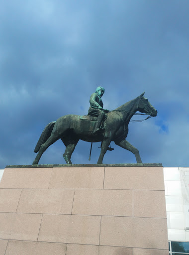 Statue of Mannerheim