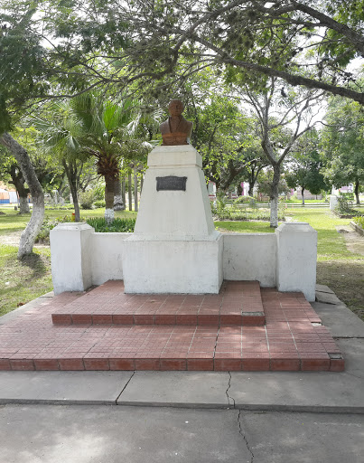 Busto De Manuel Belgrano 