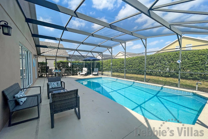 Secluded pool area at this vacation villa on Glenbrook