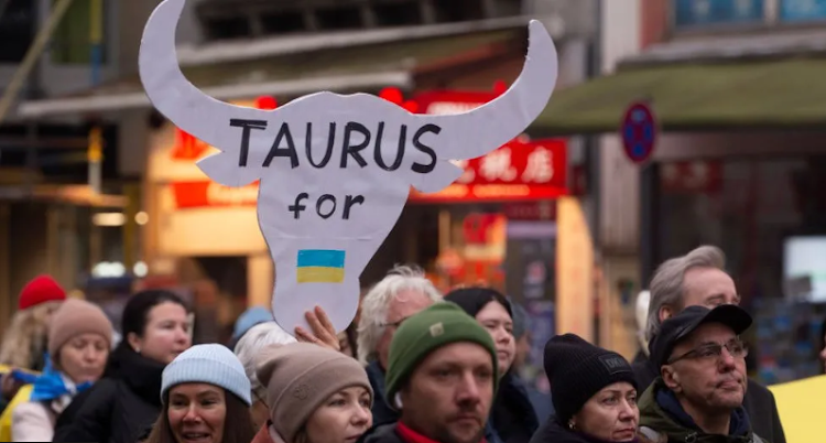 Germans call on their government to arm Ukraine with Taurus missiles during a march in Cologne
