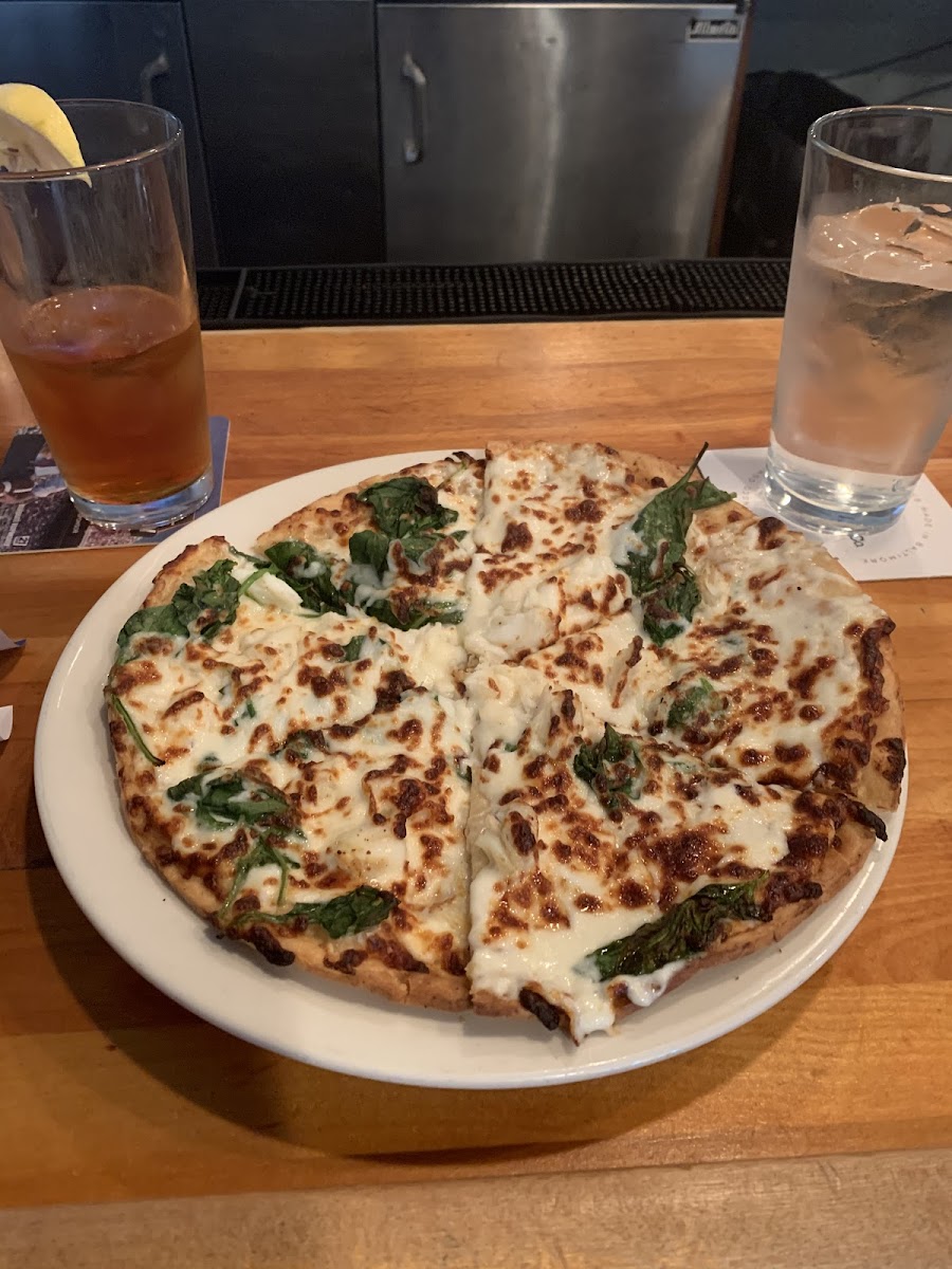 Gluten-Free Pizza at Donnelly's Dockside