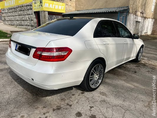 продам авто Mercedes E 200 E-klasse (W212) фото 3