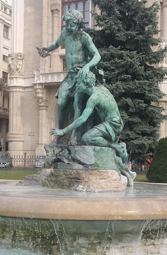 Vigado Square Statue