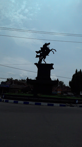 Tugu Diponegoro Berkuda Ponorogo