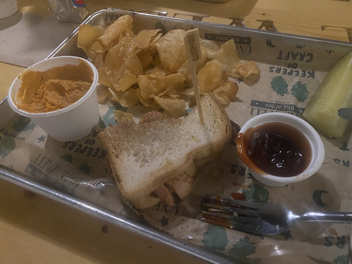 Gluten free pulled chicken, kettle chips and hummus