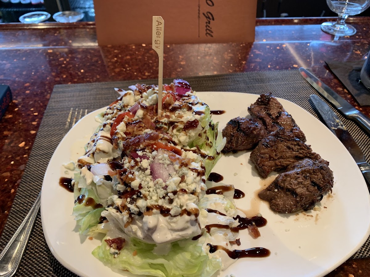 Wedge salad with steak tips