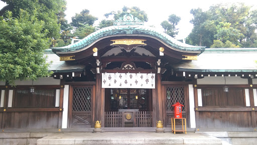 氷川神社本殿