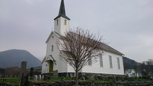 Askvoll kyrkje