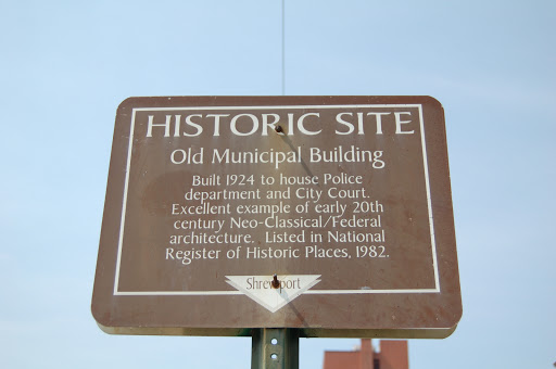 Built 1924 to house Police department and City Court. Excellent example of early 20th century Neo-Classic/Federal architecture. Listed in National Register of Historic Places, 1982.