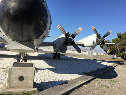LOCKHEED SP2E NEPTUNE  LONG RANGE ANTI-SUBMARINE PATROL AIRCRAFT * NORMAL ASW CREW - 12 MEN* PAYLOAD - 12,700 LBS. ORDINANCE* OPERATIONAL GROSS WEIGHT  - 80,000 LBS* ENGINES (2) WRIGHT R-3350 -...