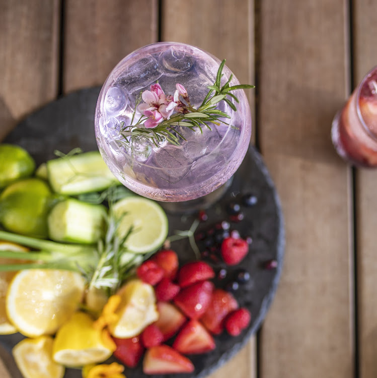 Experiment with non-alcoholic beverages such as mocktails, alcohol-free beers or flavoured sparkling water.