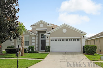 Orlando vacation villa, gated Kissimmee resort, close to Disney, private pool and spa, games room