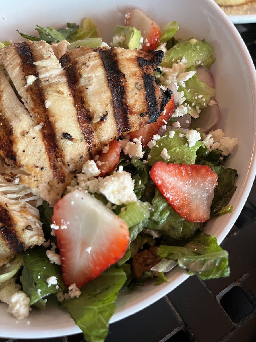 Farmer’s salad with added chicken.