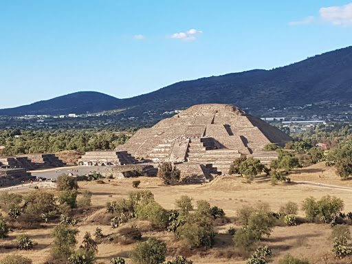 Piramide de la Luna (Pyramid o