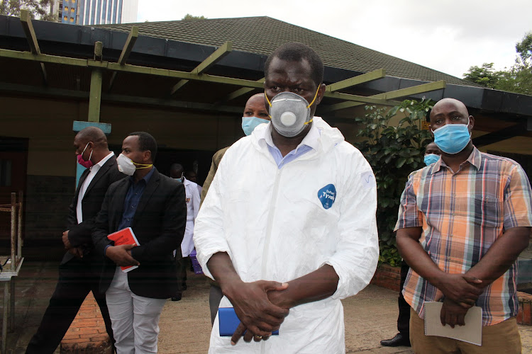 Chief Government Pathologist Johansen Oduor addresses the press at Chiromo Mortuary on May 5, 2020.