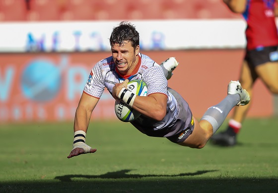Ruan Nel of the Stormers scores the winning try in their Super Rugby match against the Lions at Ellis Park in Johannesburg, South Africa on Saturday, February 15.