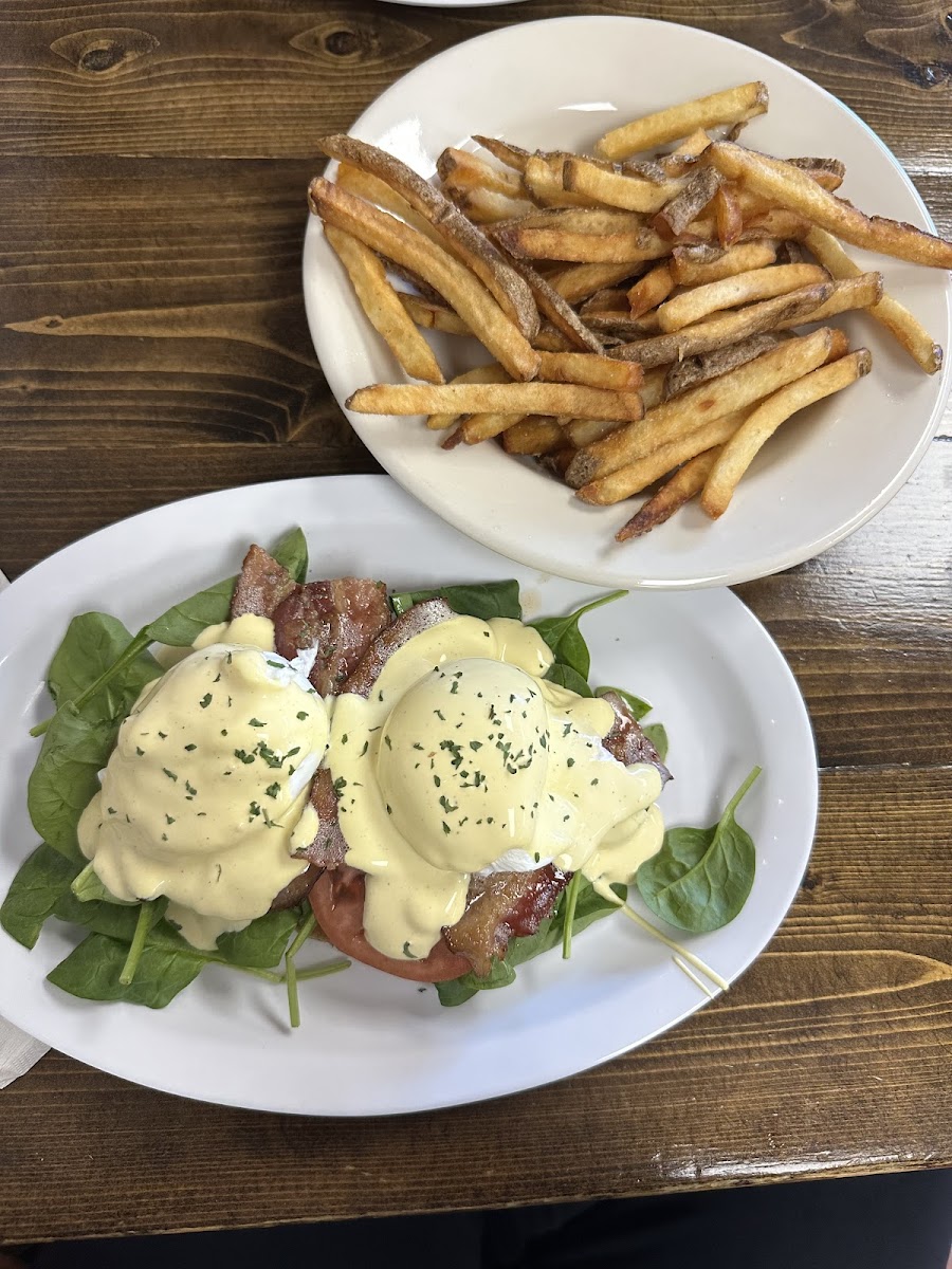 Eggs Florentine with fries. GF safe fryer!