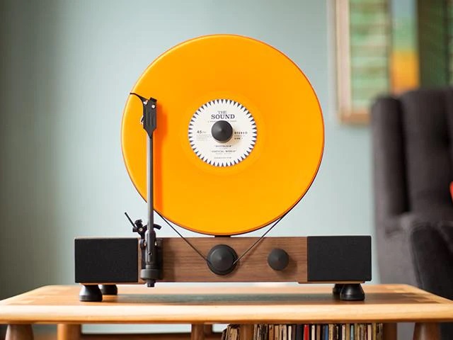 Gramovox Floating Record Gramovox ‘Classic’ Floating Record Vertical Turntable.