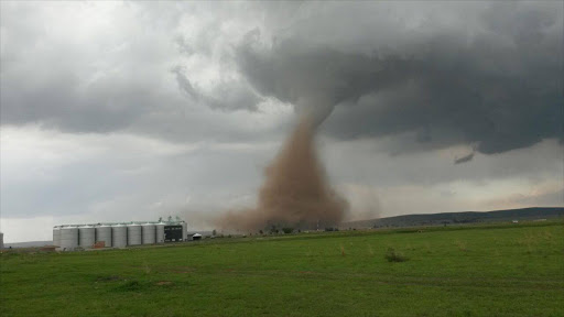 Image of the tornado spotted near Grootvlei, Mpumalanga on 15 November 2016.