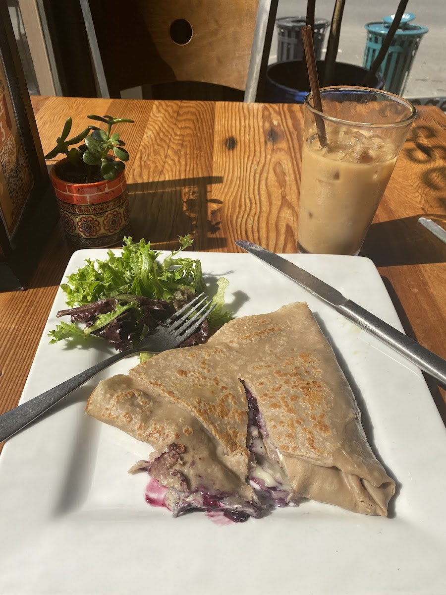 Apples and Brie buckwheat crepe