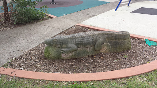 Crocodile sculpture 