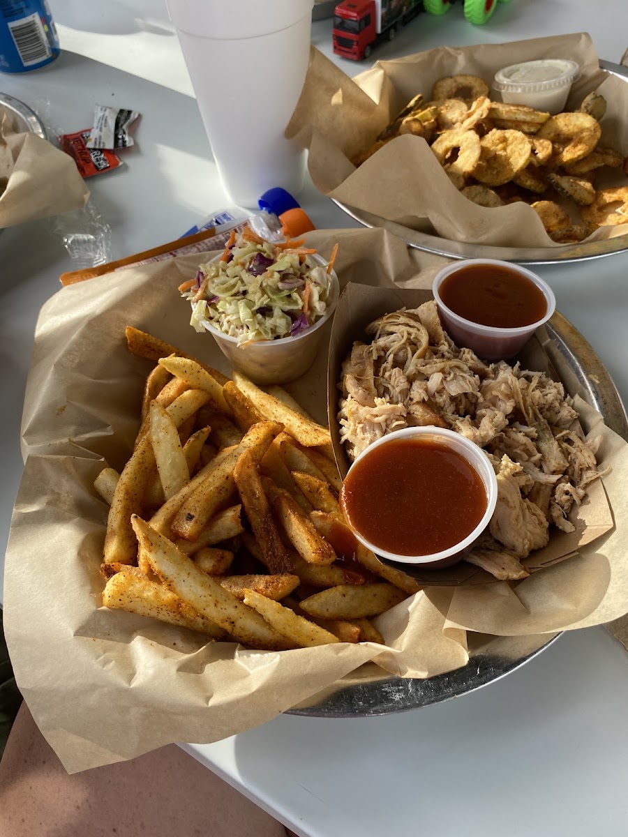 Chicken plate with fries and cole slaw