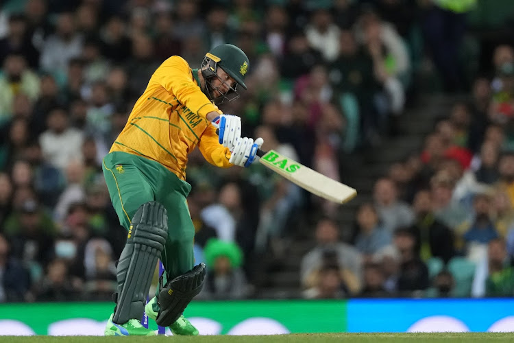 Proteas all-rounder Wayne Parnell playing a shot during the 2022 ICC Men's T20 World Cup match against Pakistan at Sydney Cricket Ground on November 3 2022.