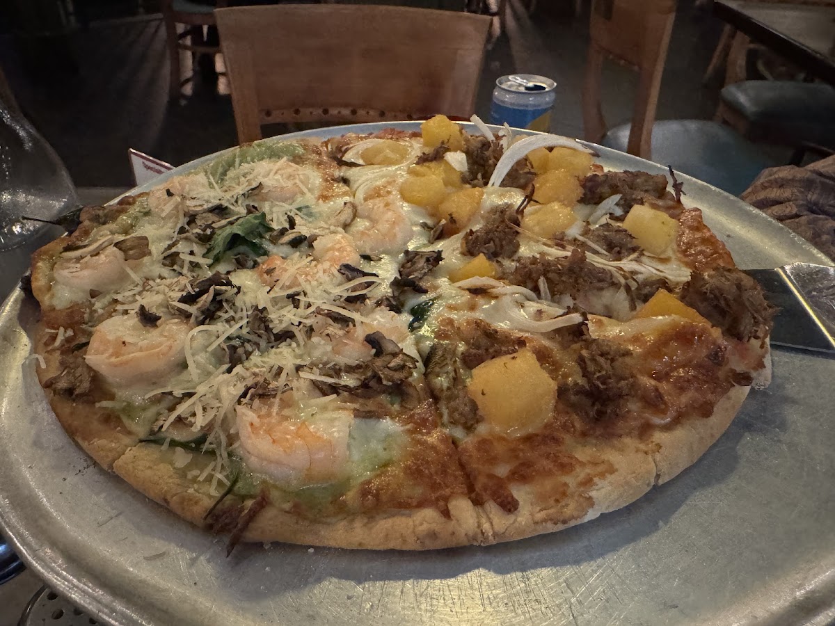 Gluten-Free at Manoli's Pizza Company