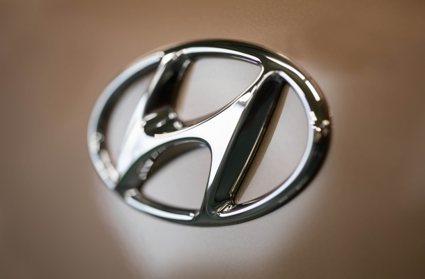 A slump in China sales has slashed Hyundai's profits