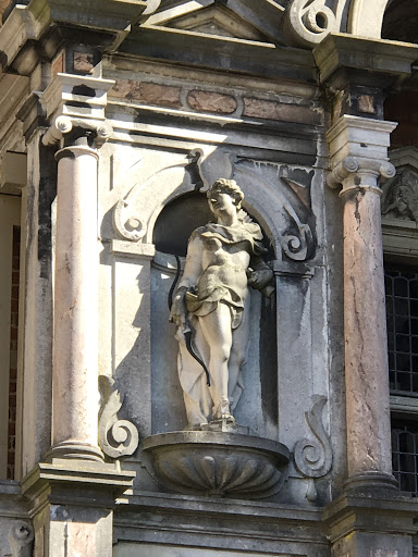 Archer Statue