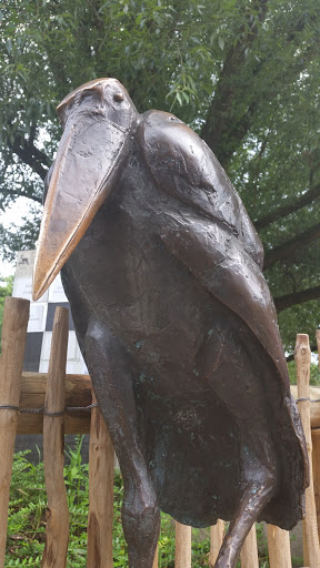 Vogel Statue 
