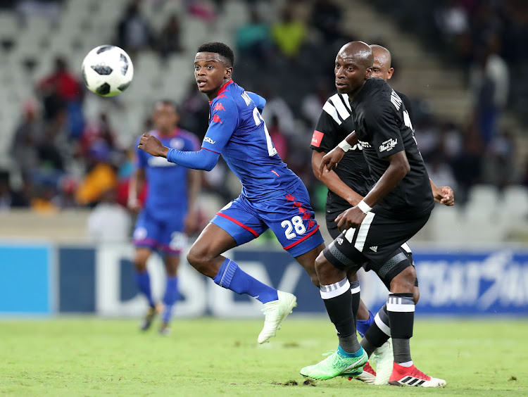 SuperSport United midfielder Teboho Mokoena vies for the with Musa Nyatama of Orlando Pirates during the Absa Premiership 2017/18 match at Mbombela Stadium, Johannesburg on 11 April 2018. The match ended 0 - 0.