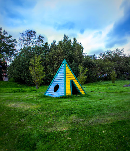 Wooden Frame Pyramid