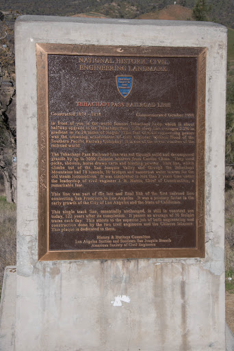 Placed and commemorated in 1998 by History & Heritage Committee  Los Angeles Section and Southern San Joaquin Branch  American Society of Civil Engineers   The Tehachapi Loop is a 0.73-mile (1.17...