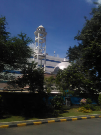 Menara Masjid Putih