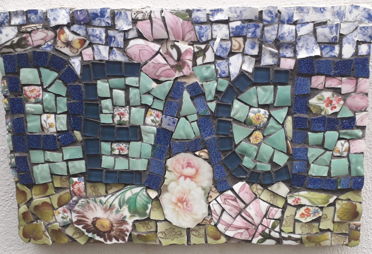 Expressing the sentiment of peace in tesserae