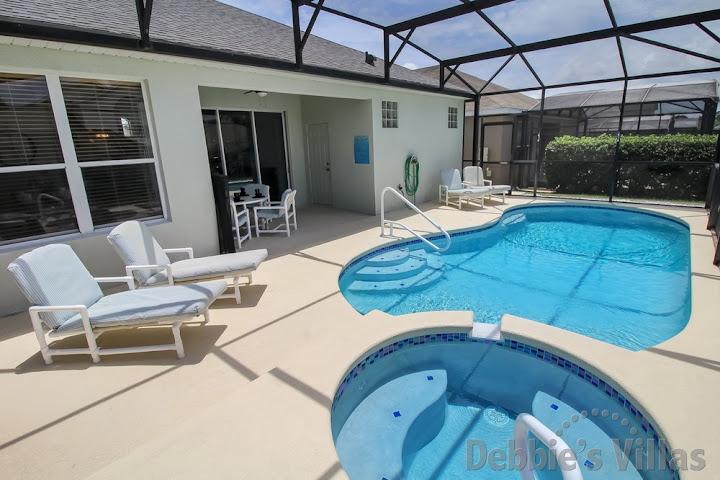 Windsor Palms villa with a private west-facing pool and spa