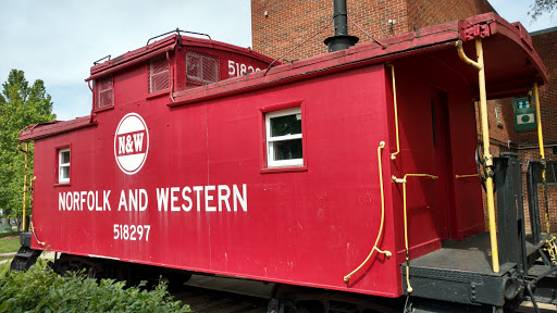 Norfolk and Western Caboose