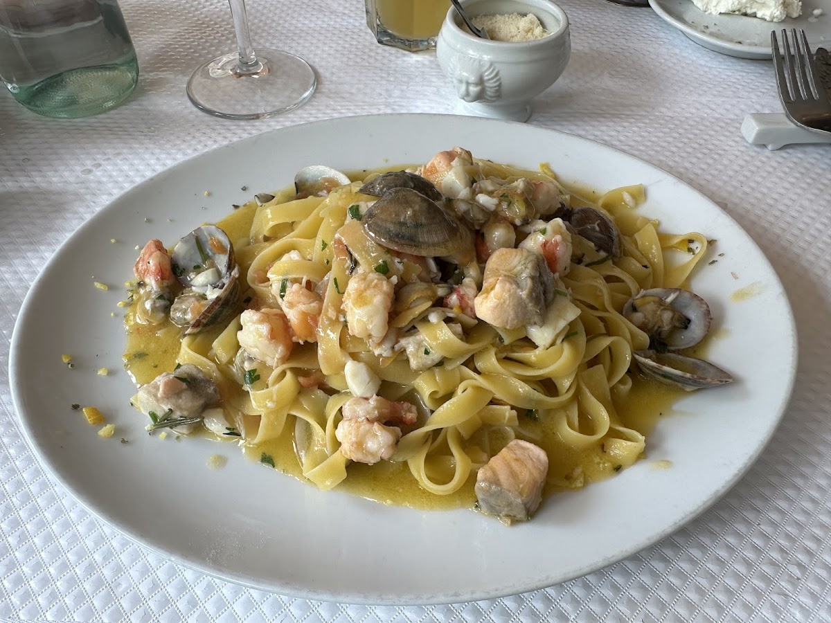Tagliatelle seafood pasta