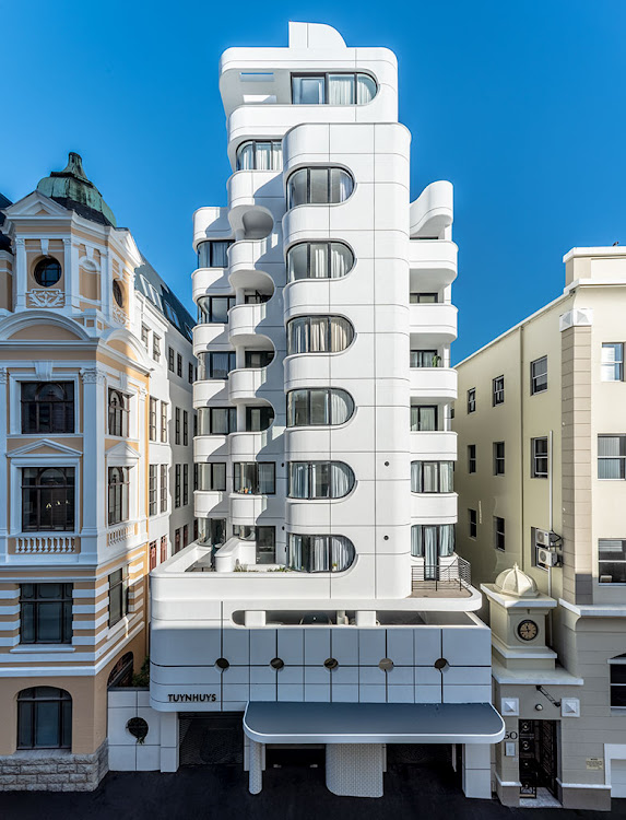 Tuynhuys Apartments Keerom Street, Cape Town, Robert Silke & Partners.